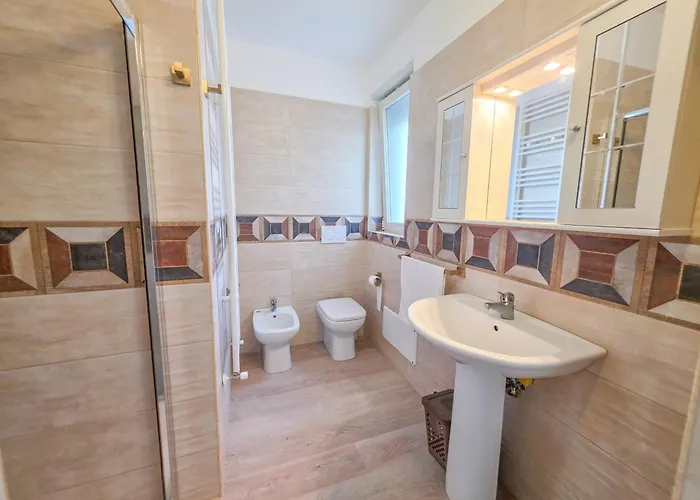 アパート Ghouse ガリポリ