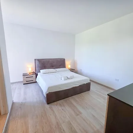 Ghouse Apartamento Gallipoli